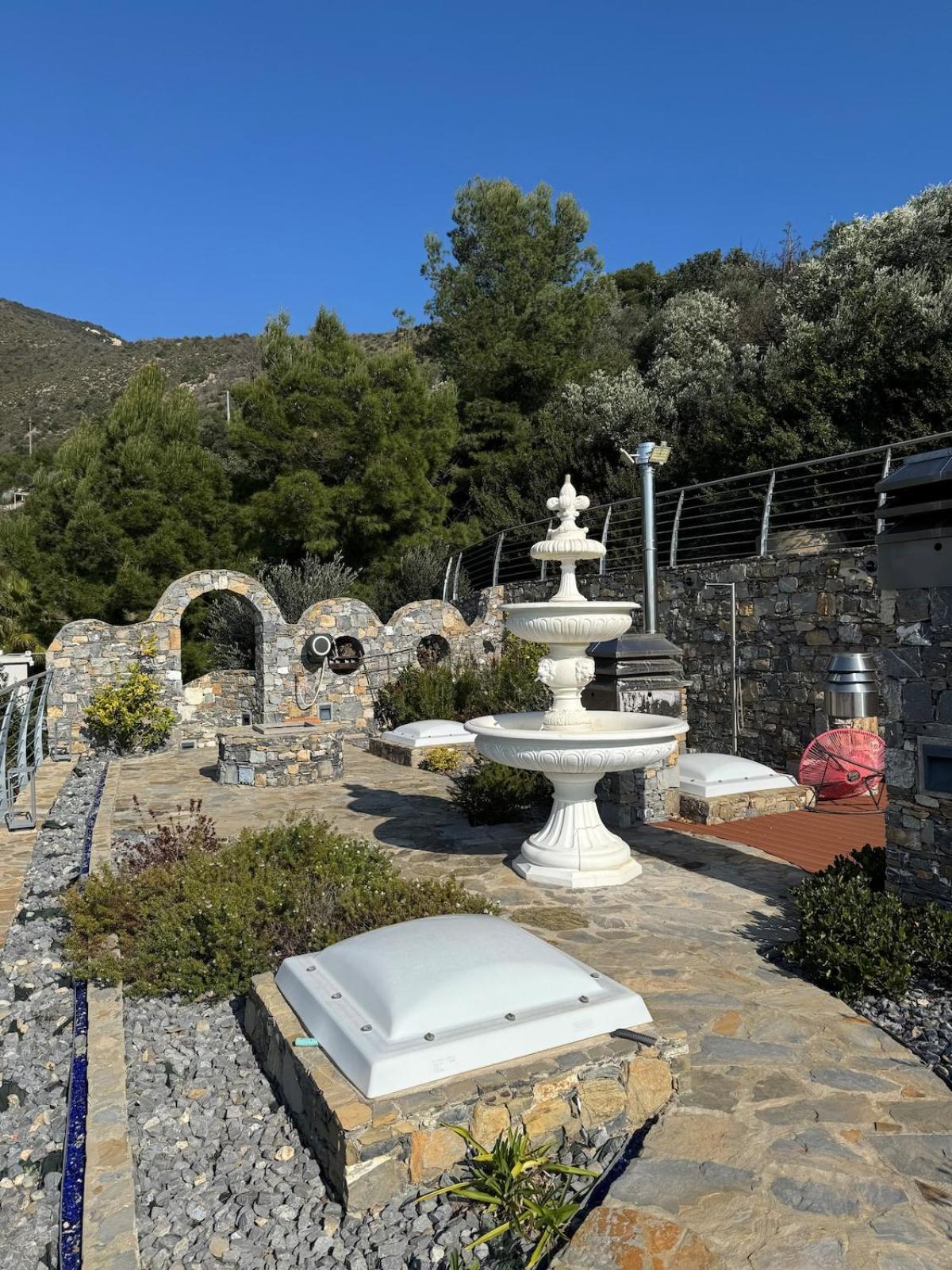 Villalino Tre Palme, Pool, 2 Schlafzimmer, 2 Baeder, Pool, Terrasse, Outdoor Fitness