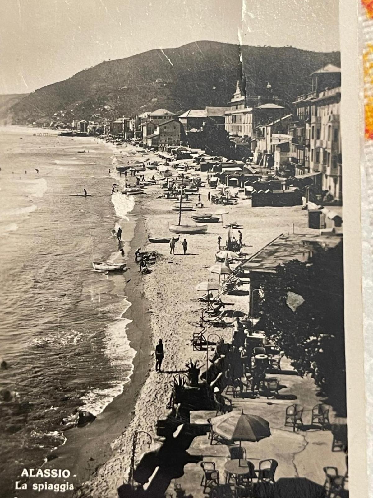 Villalino Tre Palme, Pool, 2 Schlafzimmer, 2 Baeder, Pool, Terrasse, Outdoor Fitness Alassio