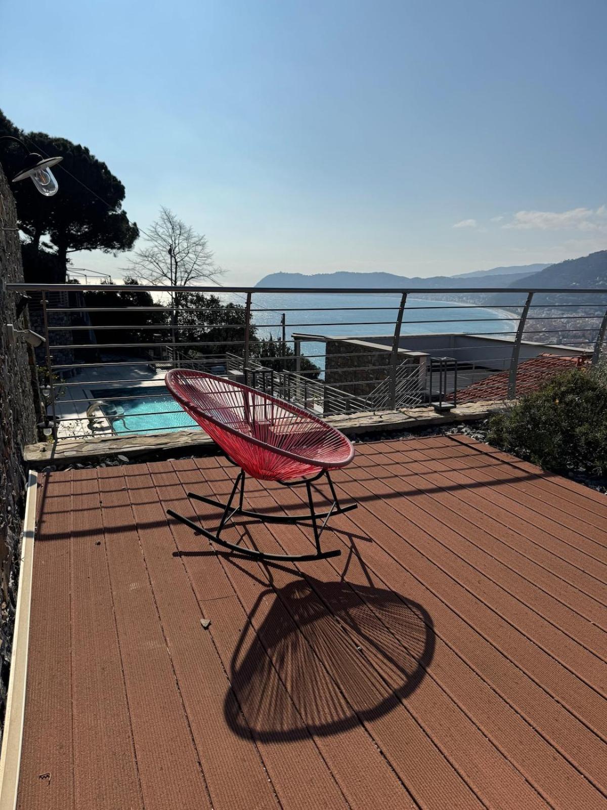Appartamento Villalino Tre Palme, Pool, 2 Schlafzimmer, 2 Baeder, Pool, Terrasse, Outdoor Fitness *