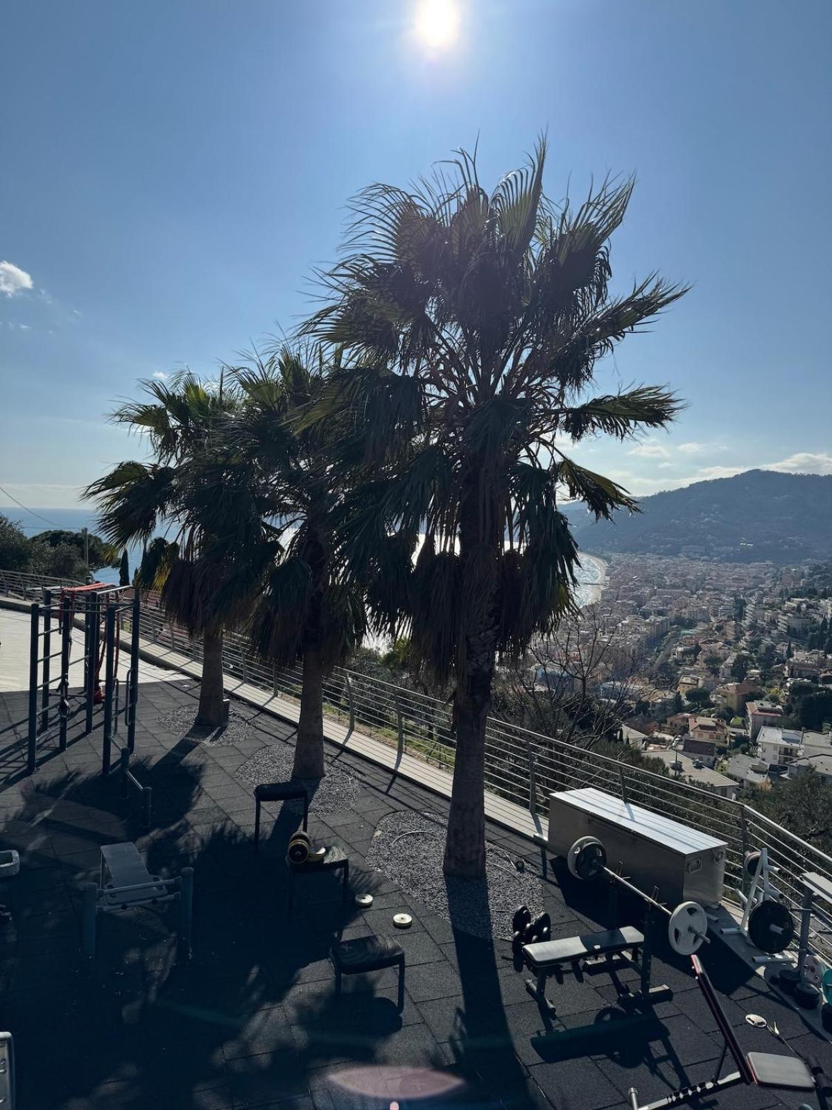 Villalino Tre Palme, Pool, 2 Schlafzimmer, 2 Baeder, Pool, Terrasse, Outdoor Fitness