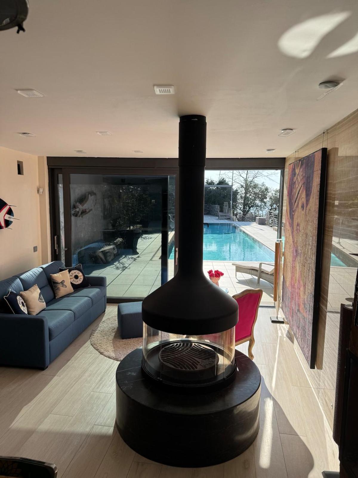 Appartamento Villalino Tre Palme, Pool, 2 Schlafzimmer, 2 Baeder, Pool, Terrasse, Outdoor Fitness